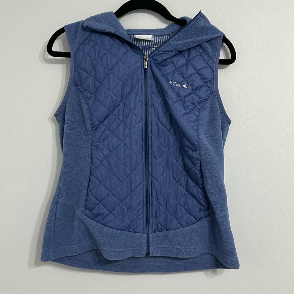 Columbia Women's Quilted Blue Hooded Vest